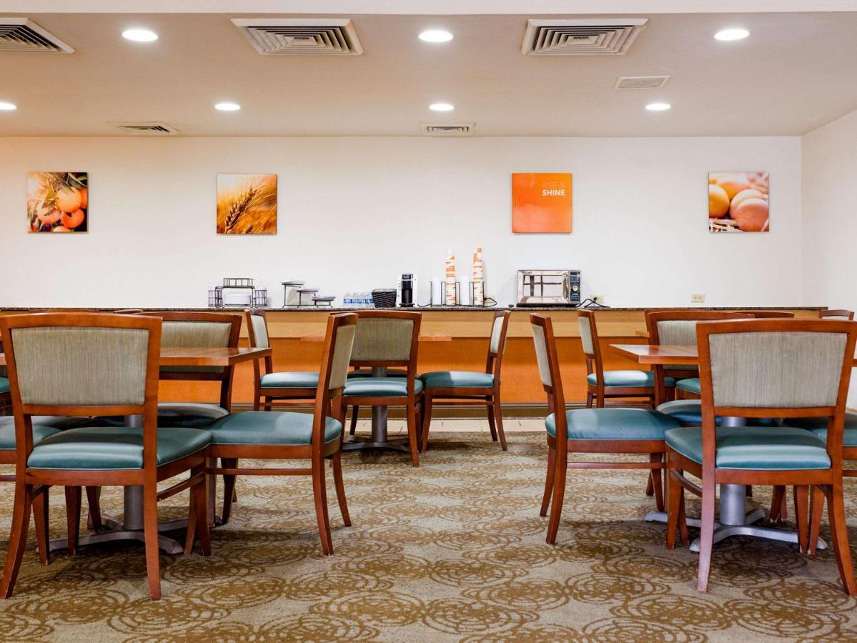 Comfort Suites Baton Rouge South I-10 Esterno foto