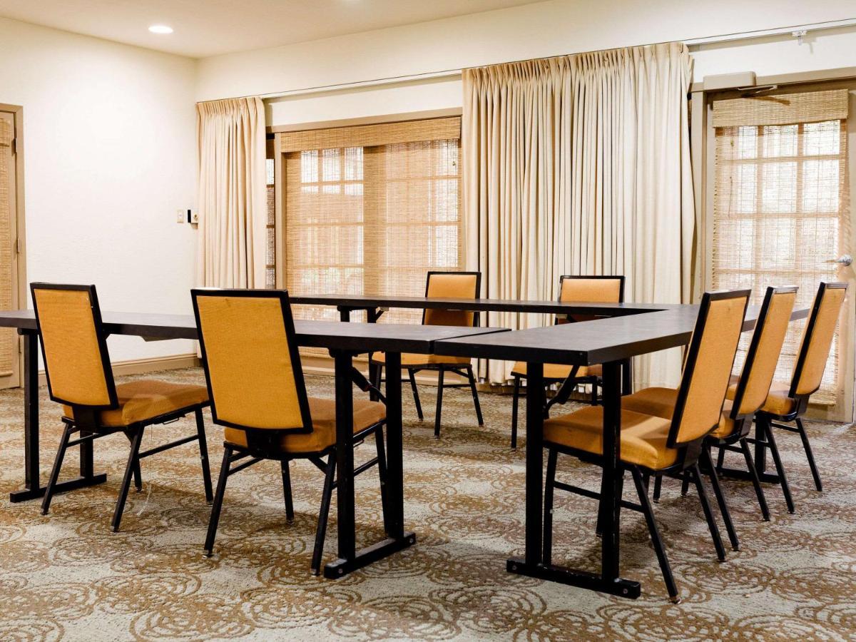 Comfort Suites Baton Rouge South I-10 Esterno foto
