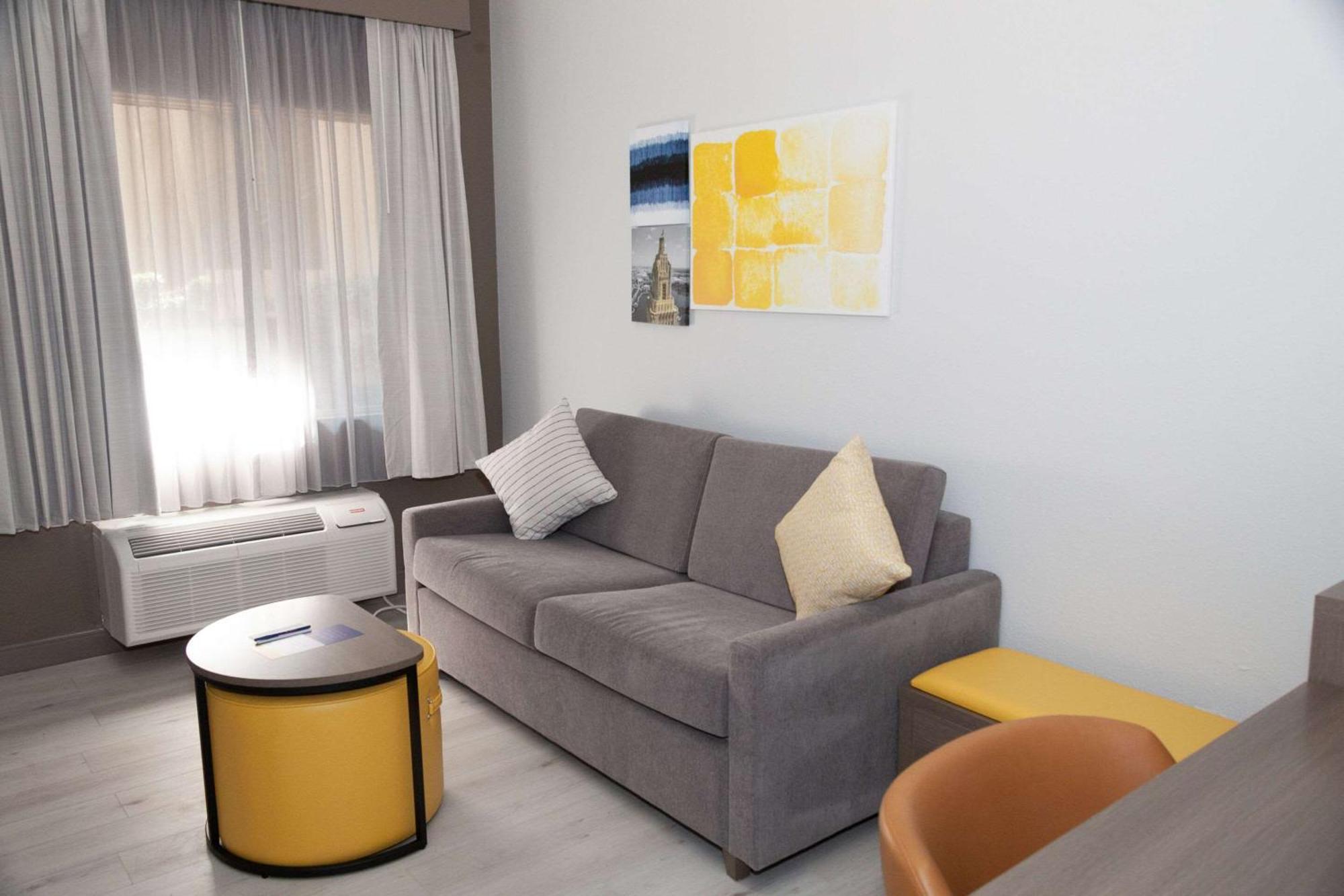 Comfort Suites Baton Rouge South I-10 Esterno foto