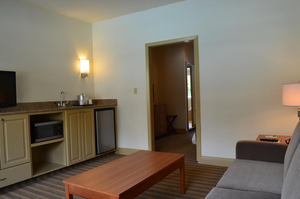 Comfort Suites Baton Rouge South I-10 Esterno foto